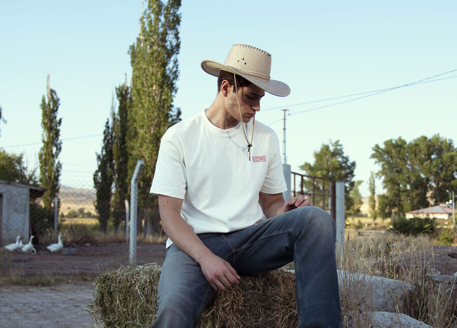 Hyperone apparel