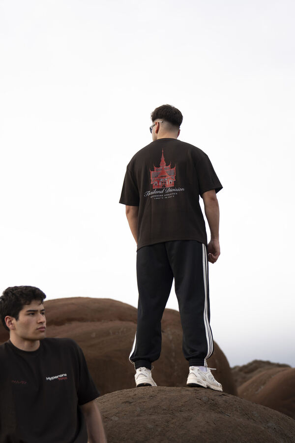 Hyperone apparel